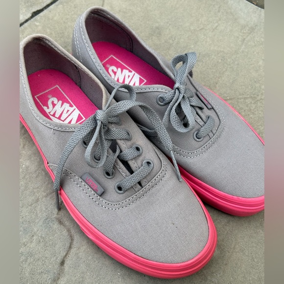 Vans pop outsole sneakers🩷🩶 - Picture 8 of 12